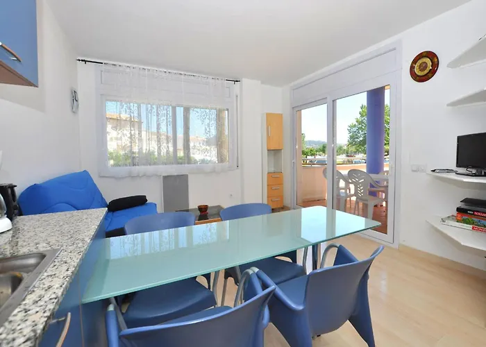 In With Large Terrace