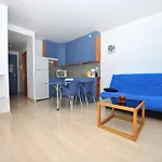 Apartmán In With Large Terrace