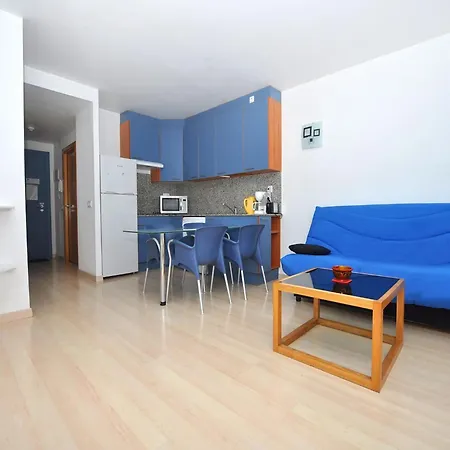 דירה In With Large Terrace